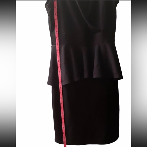 Black Peplum Dress Size L - Picture 4 of 4